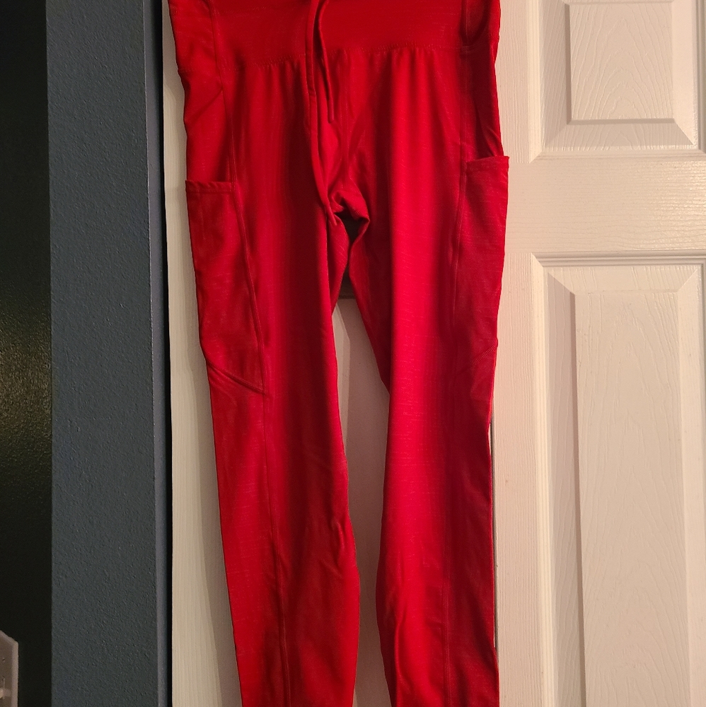 Zyia red Lined drawstring luxe sz 6 to 8 NWOT